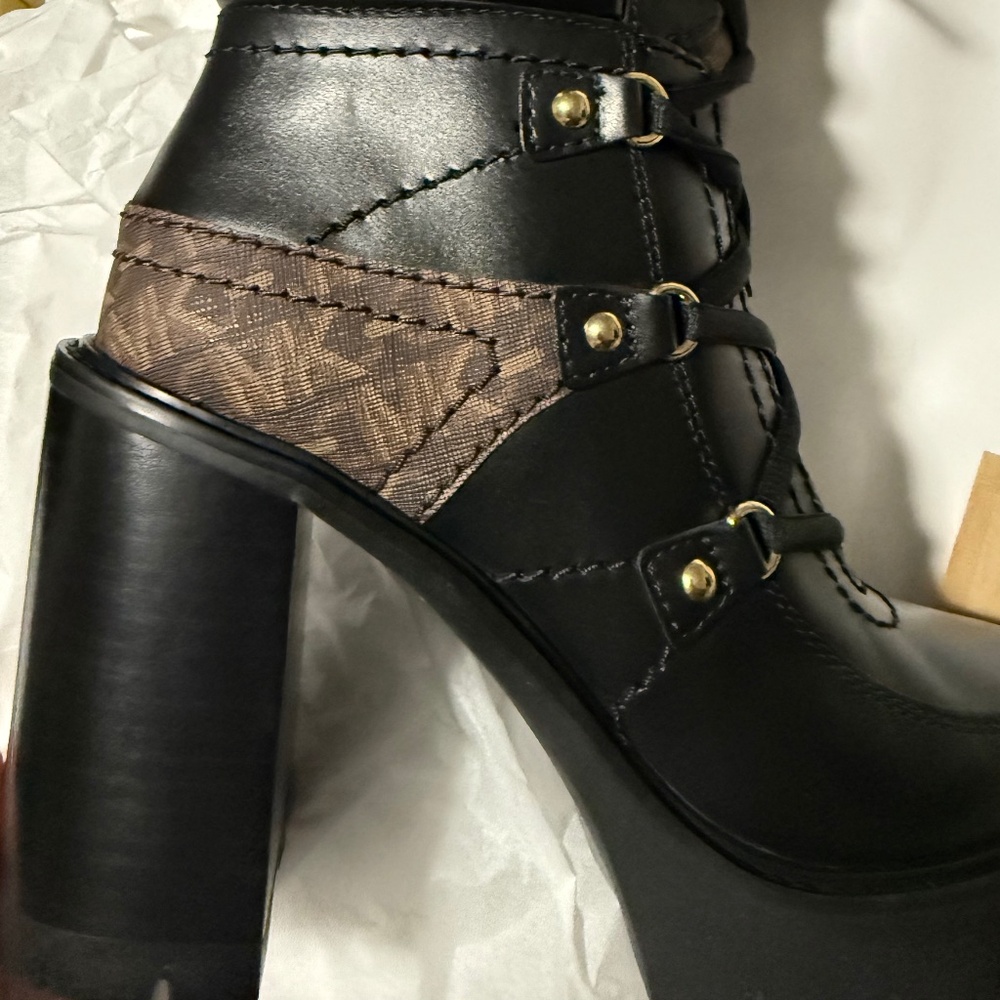 Michael Kors Boots